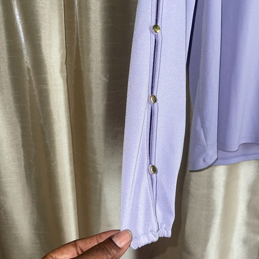Blouse - Picture 2 of 4